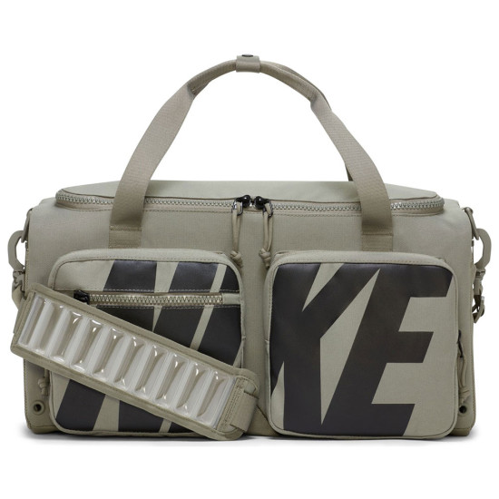 Nike Τσάντα γυμναστηρίου NK Utility PWR S DUFF-GFX HO21 Nike Τσάντα γυμναστηρίου NK Utility PWR S DUFF-GFX HO21